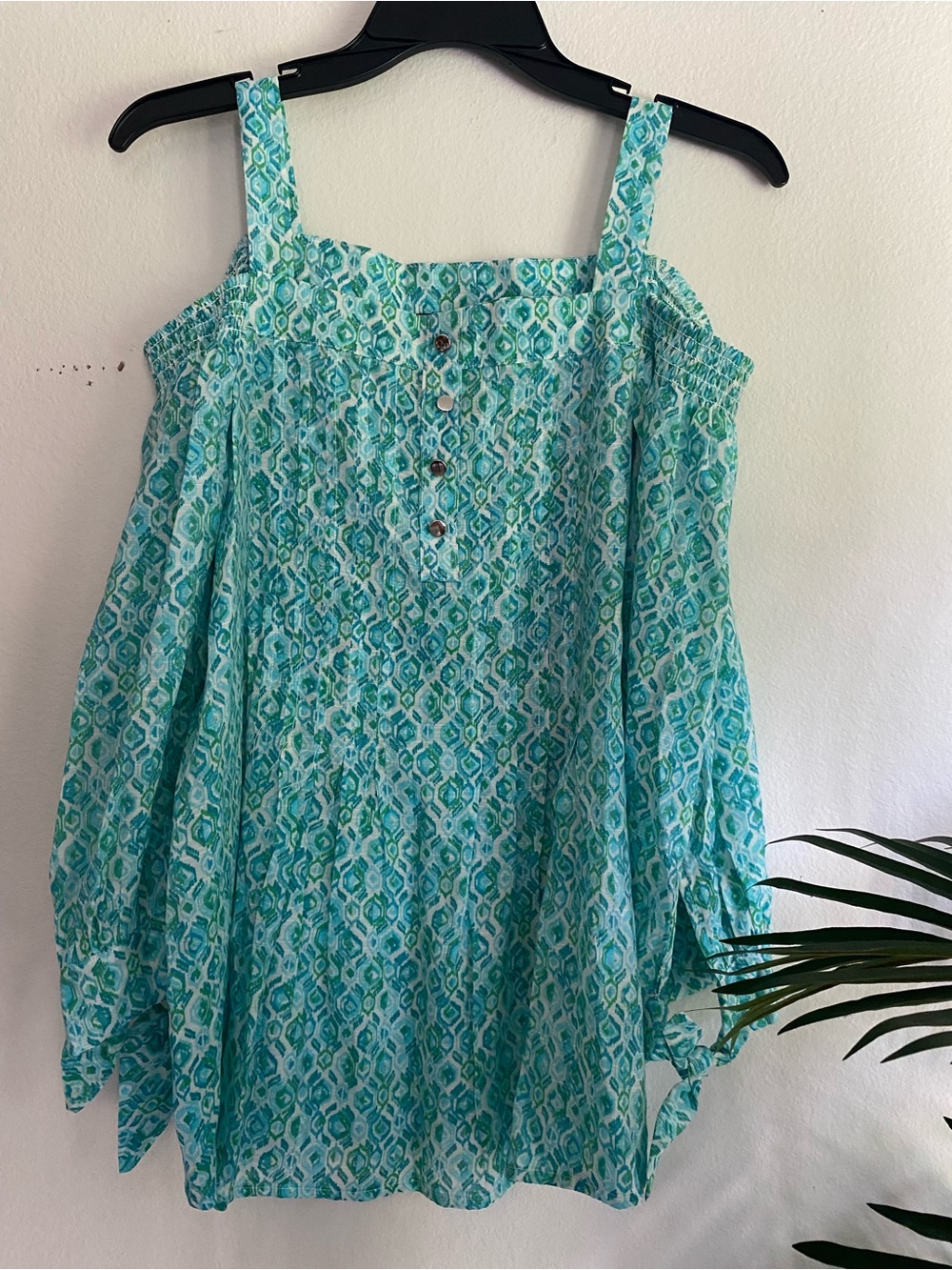 Women’s Aqua Patterned Cold-Shoulder Blouse